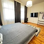 Elbsuite 3 Raum, 70qm, Altstadt Und Neustadt 10 Minuten Zu Fuss Apartamento *