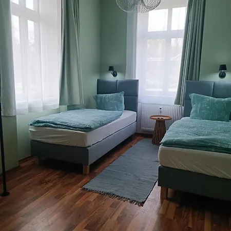 Apartment Elbsuite 3 Raum, 70qm, Altstadt Und Neustadt 10 Minuten Zu Fuss