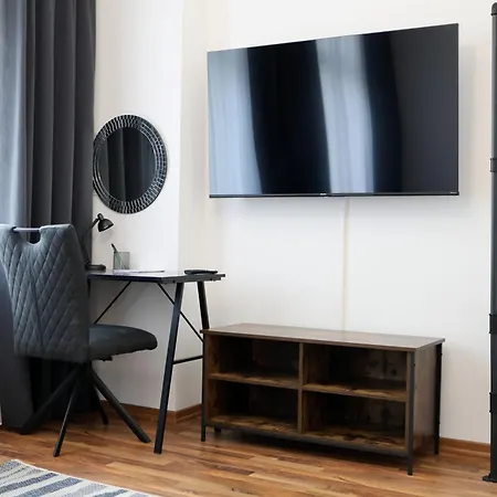 Apartment Elbsuite 3 Raum, 70qm, Altstadt Und Neustadt 10 Minuten Zu Fuss
