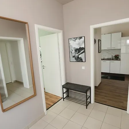 Elbsuite 3 Raum Zentral Und Modern * دريسدن