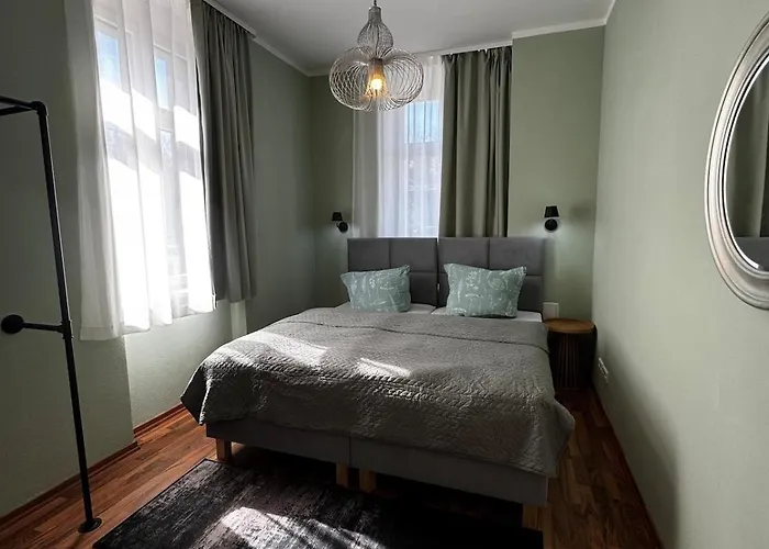 Elbsuite 3 Raum, 70qm, Altstadt Und Neustadt 10 Minuten Zu Fuss *